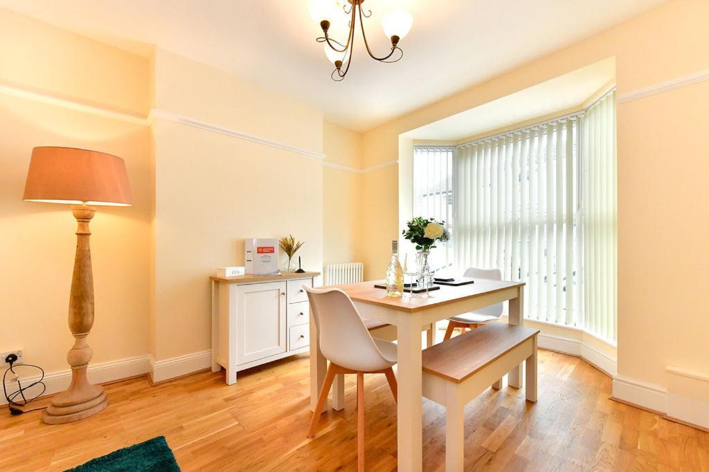 Just Stay Wales - Castle Square Cottage, Mumbles Exterior foto